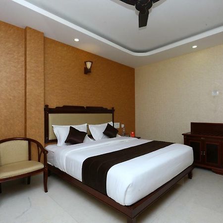 Hotel Oyo 10017 Rb Grand Residency Kanchipuram Exteriér fotografie