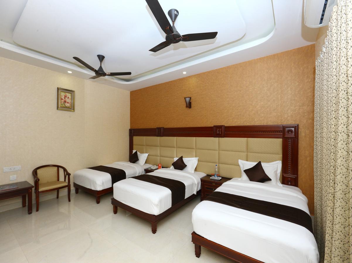 Hotel Oyo 10017 Rb Grand Residency Kanchipuram Exteriér fotografie