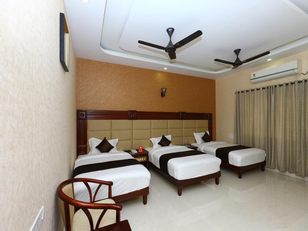 Hotel Oyo 10017 Rb Grand Residency Kanchipuram Exteriér fotografie