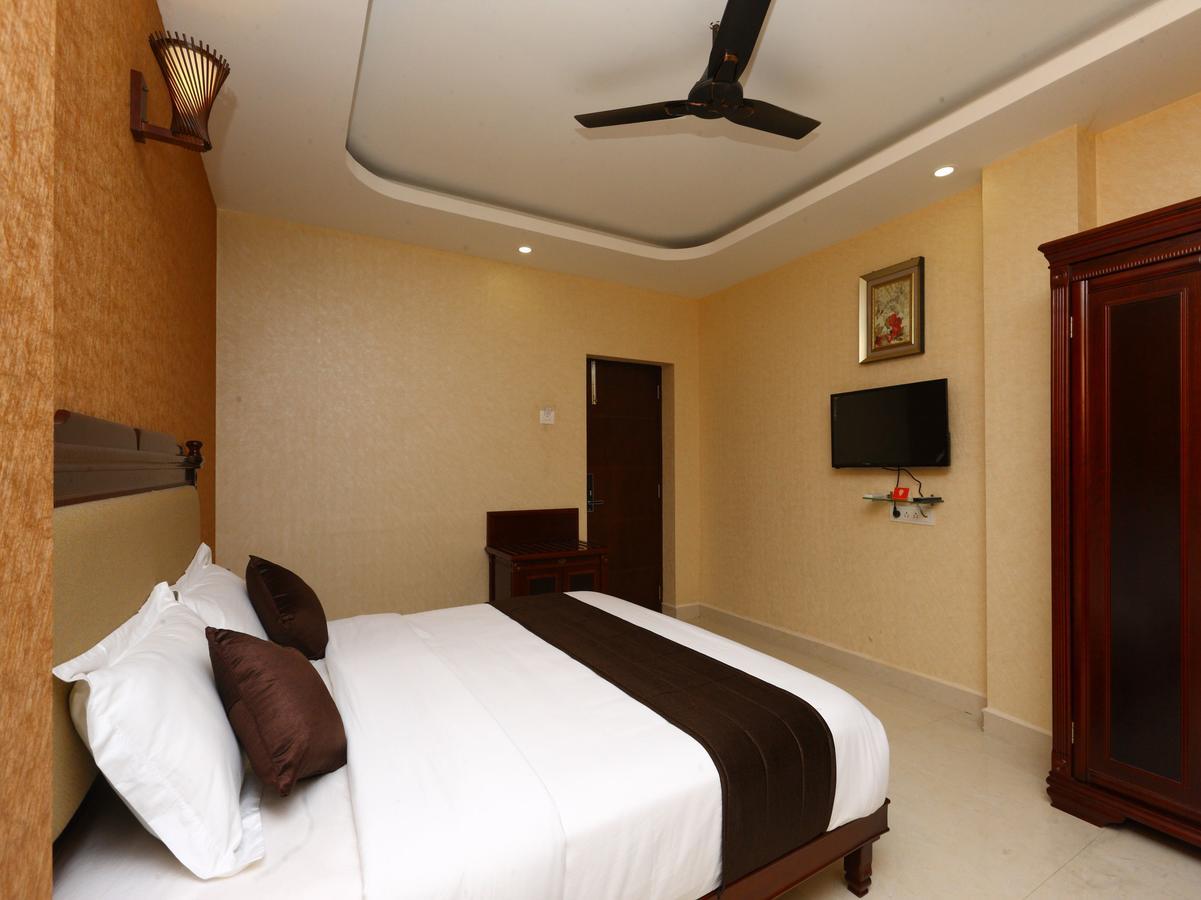 Hotel Oyo 10017 Rb Grand Residency Kanchipuram Exteriér fotografie