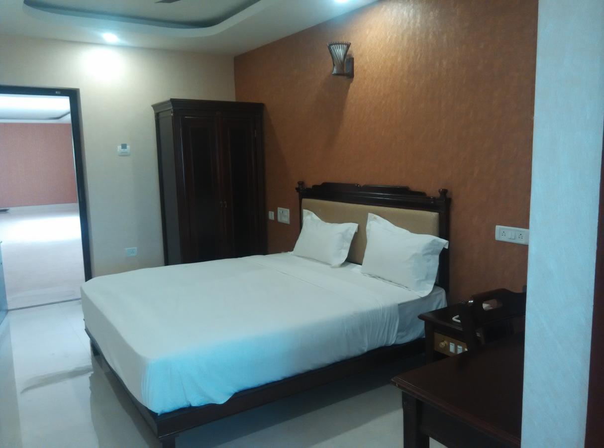 Hotel Oyo 10017 Rb Grand Residency Kanchipuram Exteriér fotografie